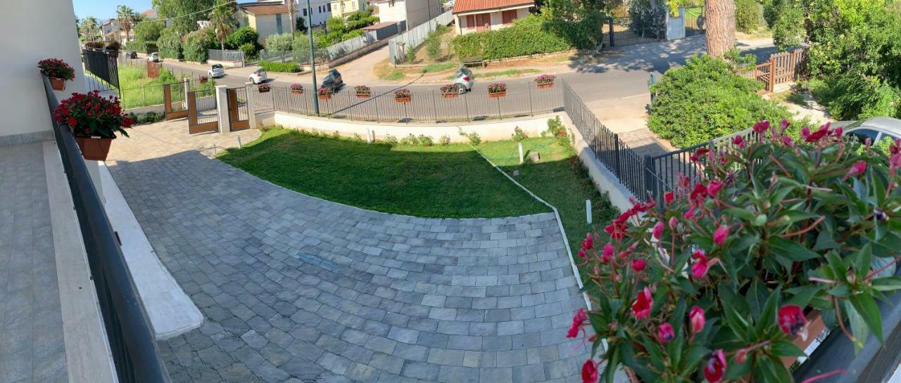 Villa Donatella بييسْتوم المظهر الخارجي الصورة